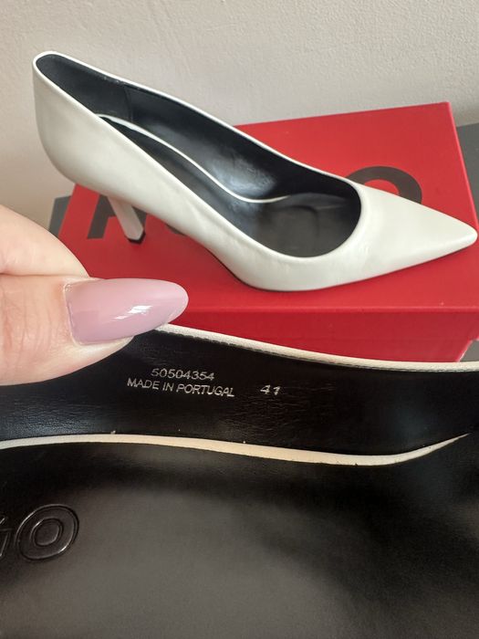 Туфлі лодочки  Hugo Boss оригінал 40-41