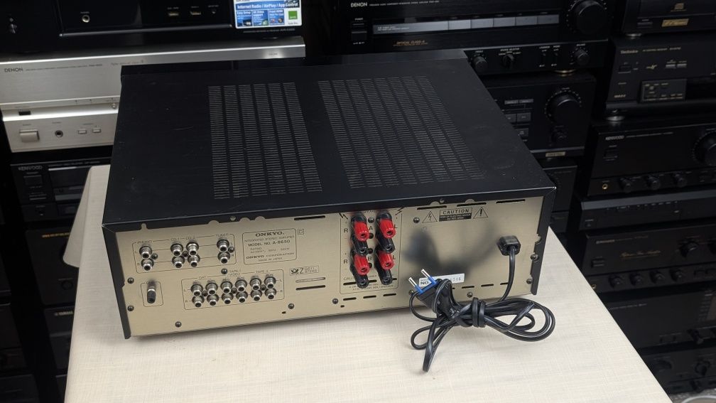 Onkyo integra A-8650 Potężny zintegrowany wzmacniacz stereo vintage