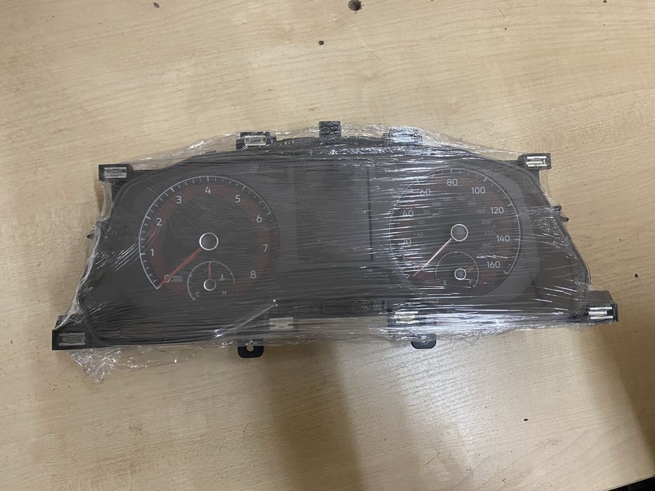 Панель приладів джетта 7