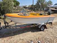 Barco Motor e Atrelado