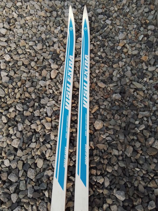 Narty biegowe drewniane stare narty vostok