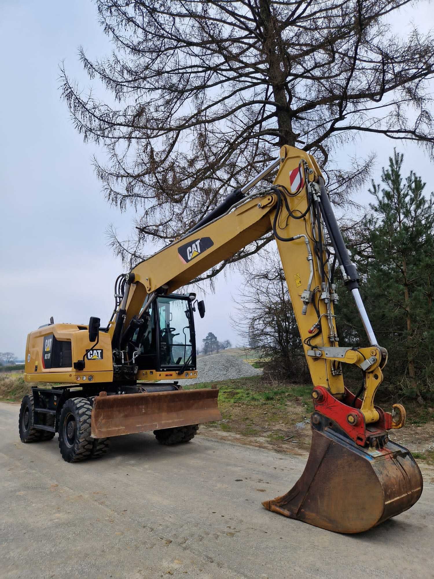 Koparka kołowa CAT Caterpillar  model M318F rok 2016