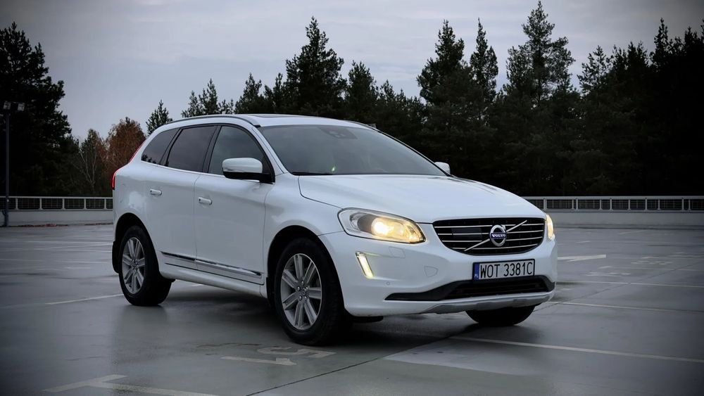 Volvo XC 60 2.0 T6 AWD Kamera Panorama BLIS