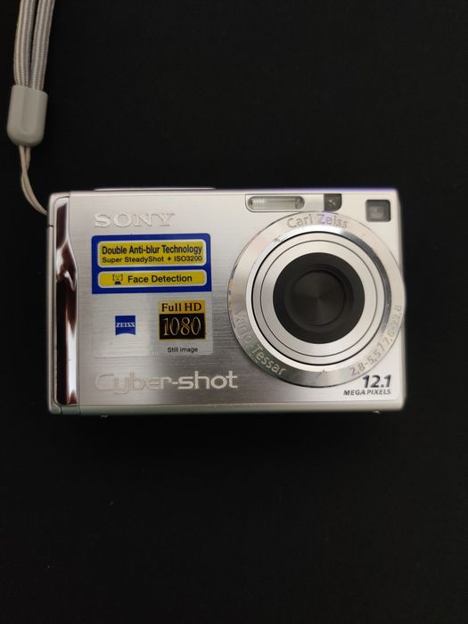 Sony Cyber-shot DSC-W200 Silver Aluminum Вінтажна Мильниця фотоапарат