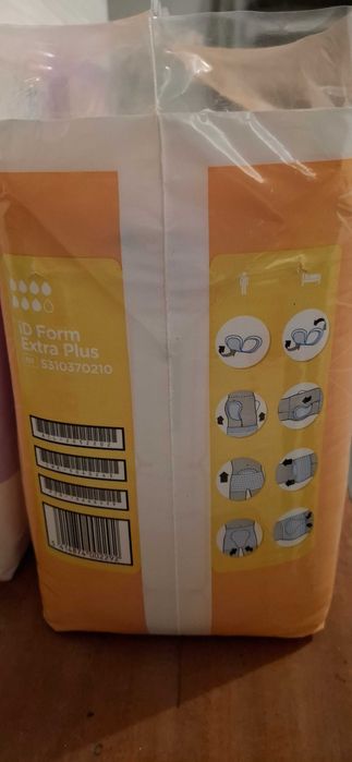 Seni SUPER Plus XL 30 sztuk oraz Pieluchy anatomiczne iD form