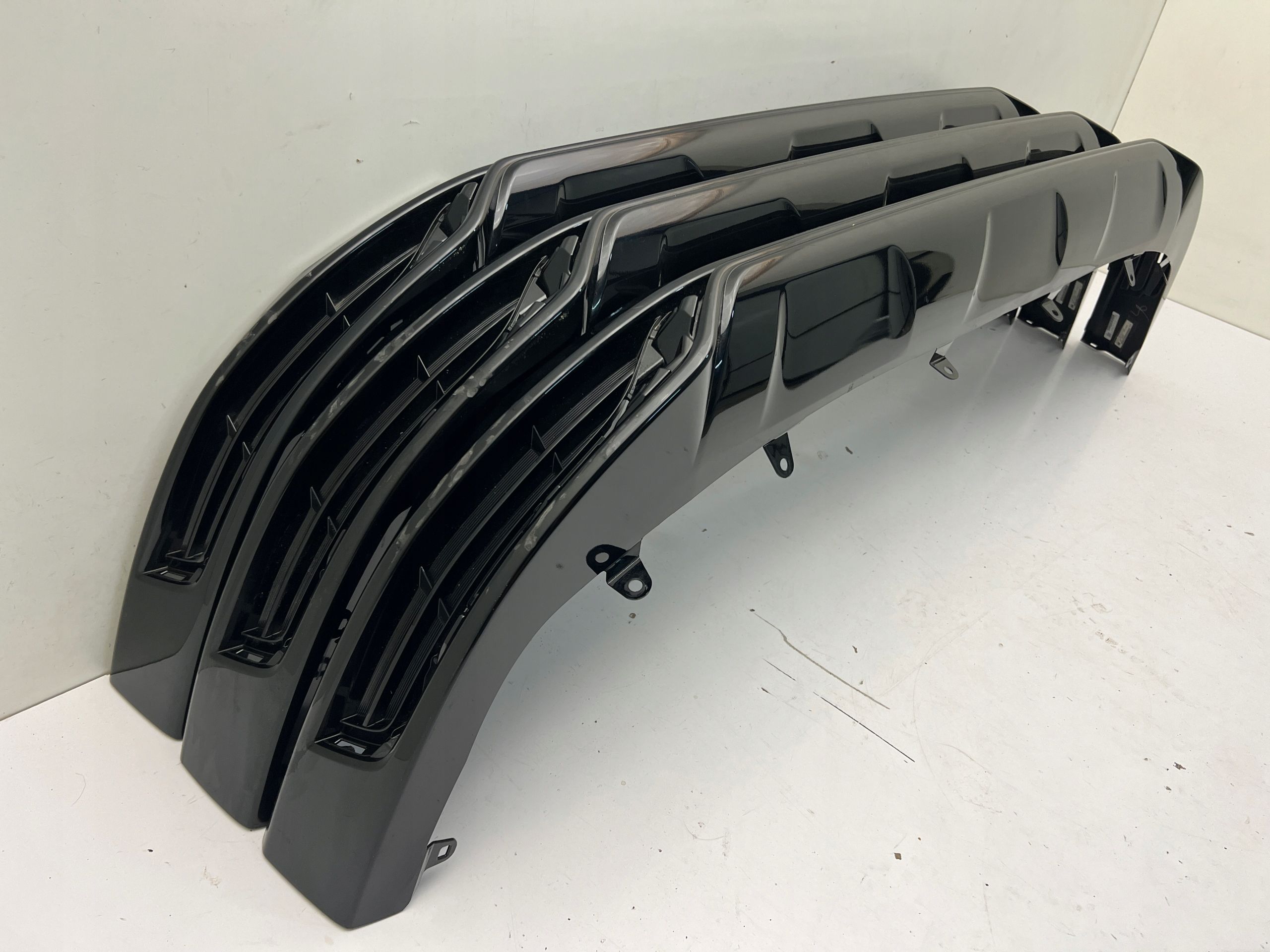Toyoyta RAV4 V Hybrid dokładka Spoiler Zderzaka Przedniego przód N…