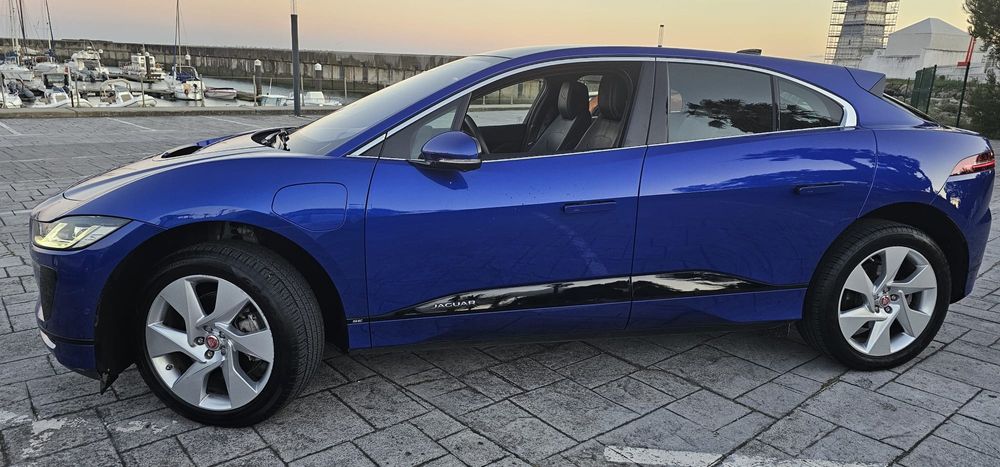 Jaguar I-PACE SE EV400 Full Extras