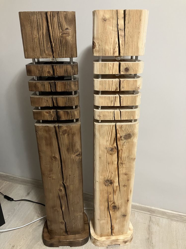 Lampa stojąca podłogowa drewniana