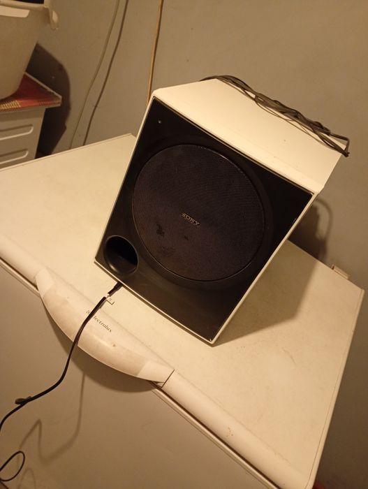 Spszedam subofer aktywny sony