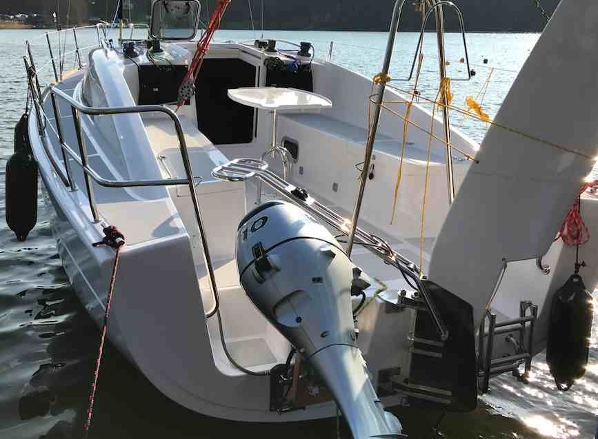 Czarter jachtu Mazury SEDNA 30 8-10os.Lodówka 30.08-06.09 tylko 2199zł