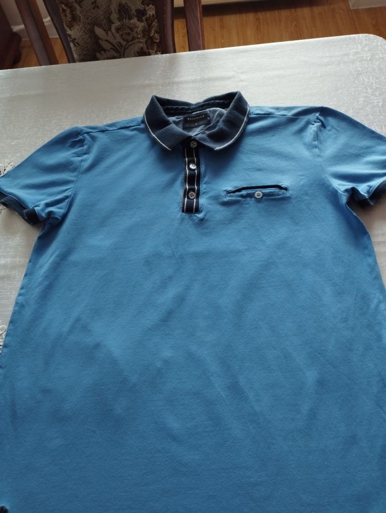 Męska koszulka polo.