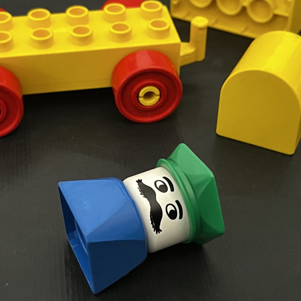 535 LEGO Taksówka