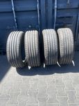 *Komplet opon Goodyear 235/45/19