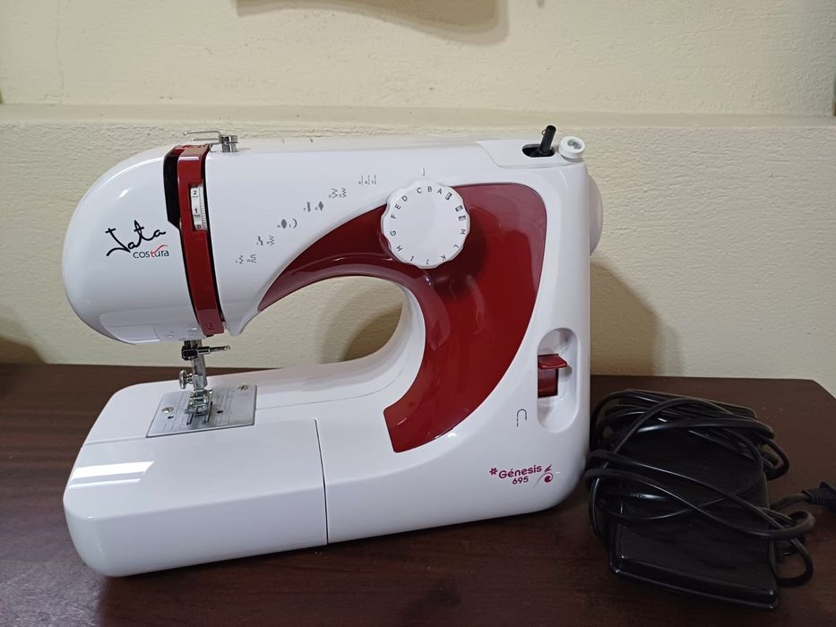 Maquina de costura portátil