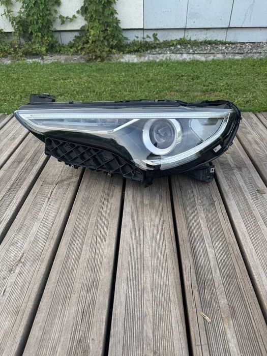 Alfa Romeo Stelvio lampa lewa przód / Moduły / Bi xenon led / Części