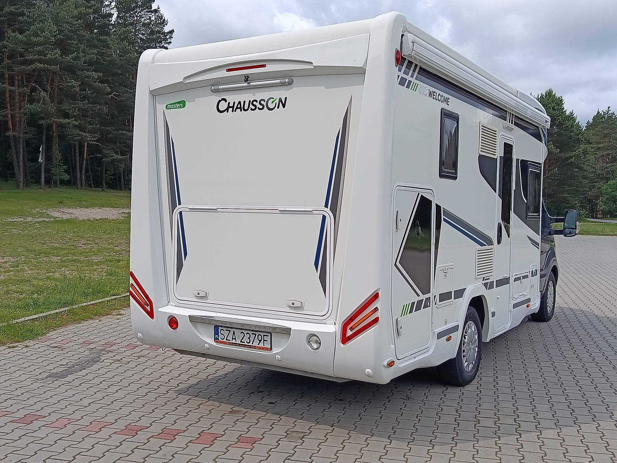 Elegancki Kamper chausson