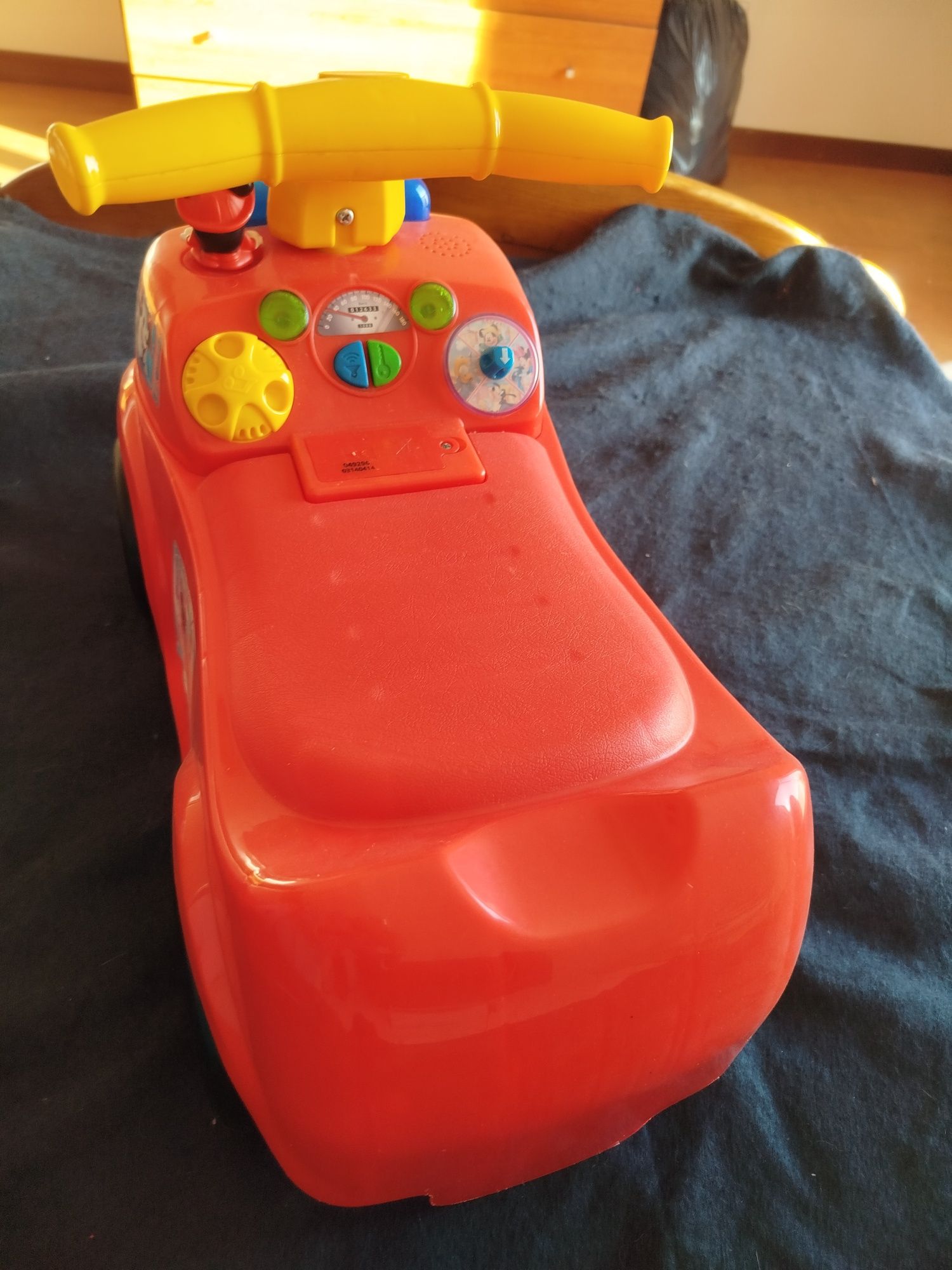 Carro Mickey criança