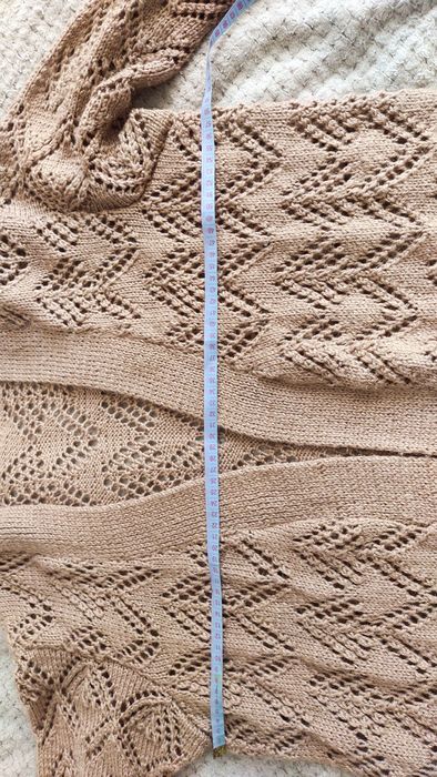 Жіночий кардиган