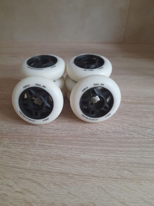 8 Białych kółkek do rolek