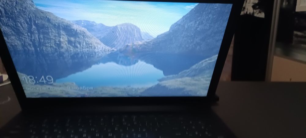 Ноутбук рабочийй