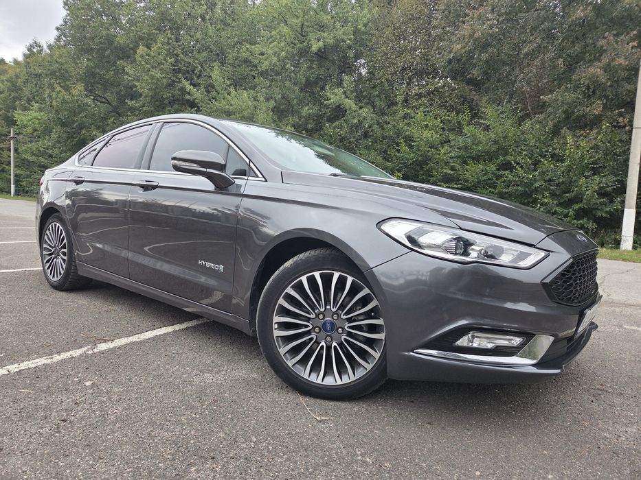 Ford Fusion Hibrid Titanium