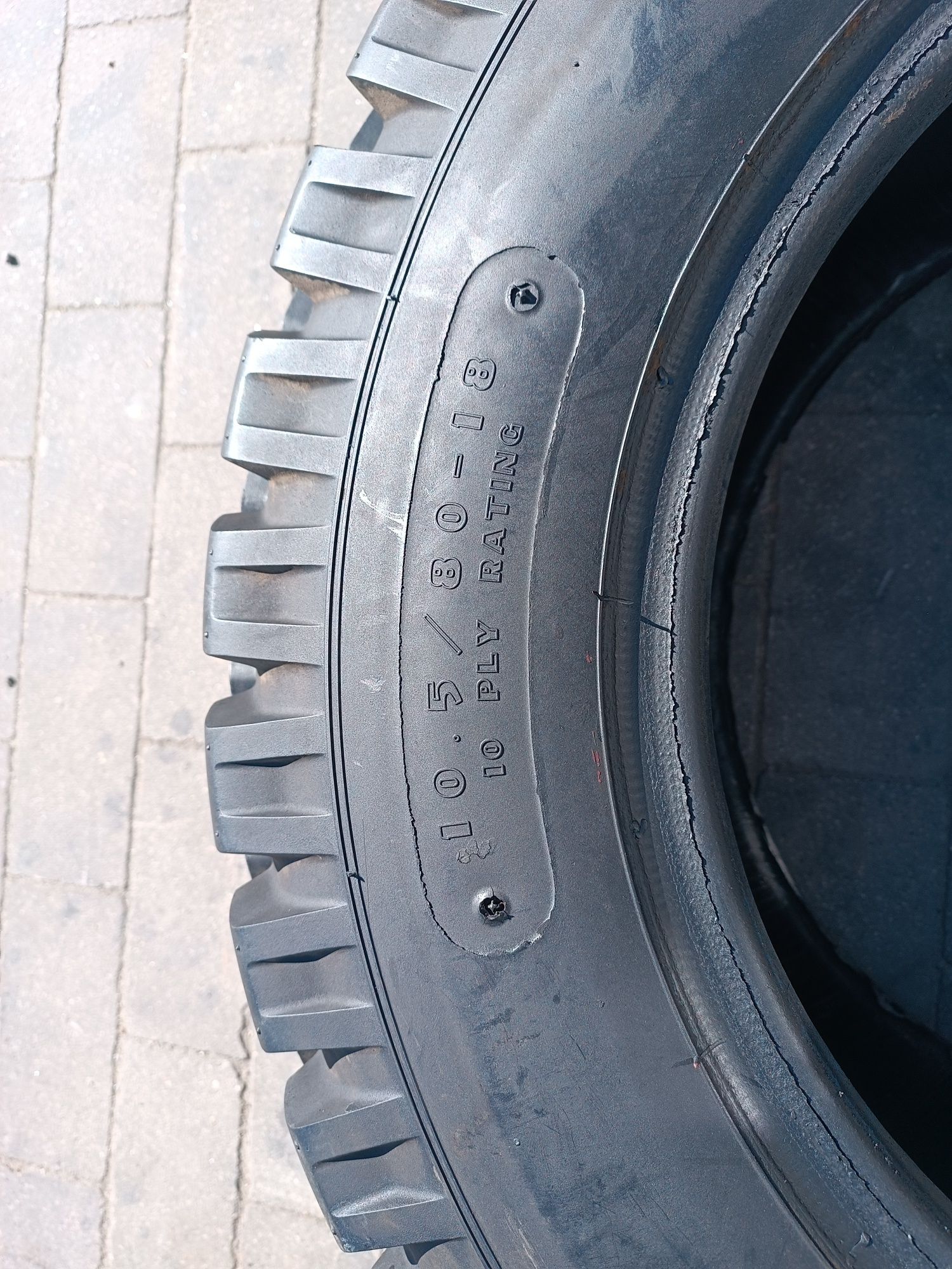 10.5/80-18 Fulda AM Implement  10.5/80R18