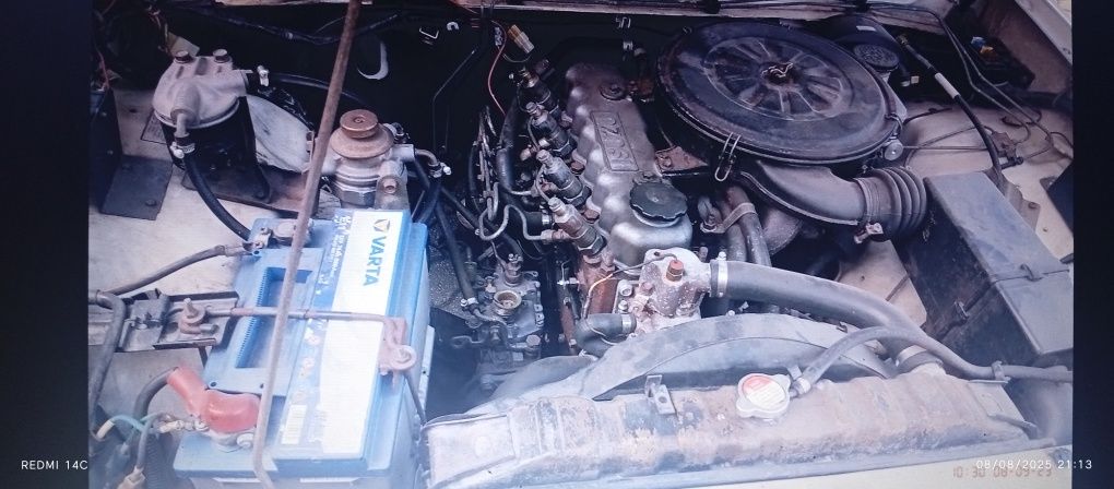 Carrinha de caixa Bedford ( moto Isuzu)