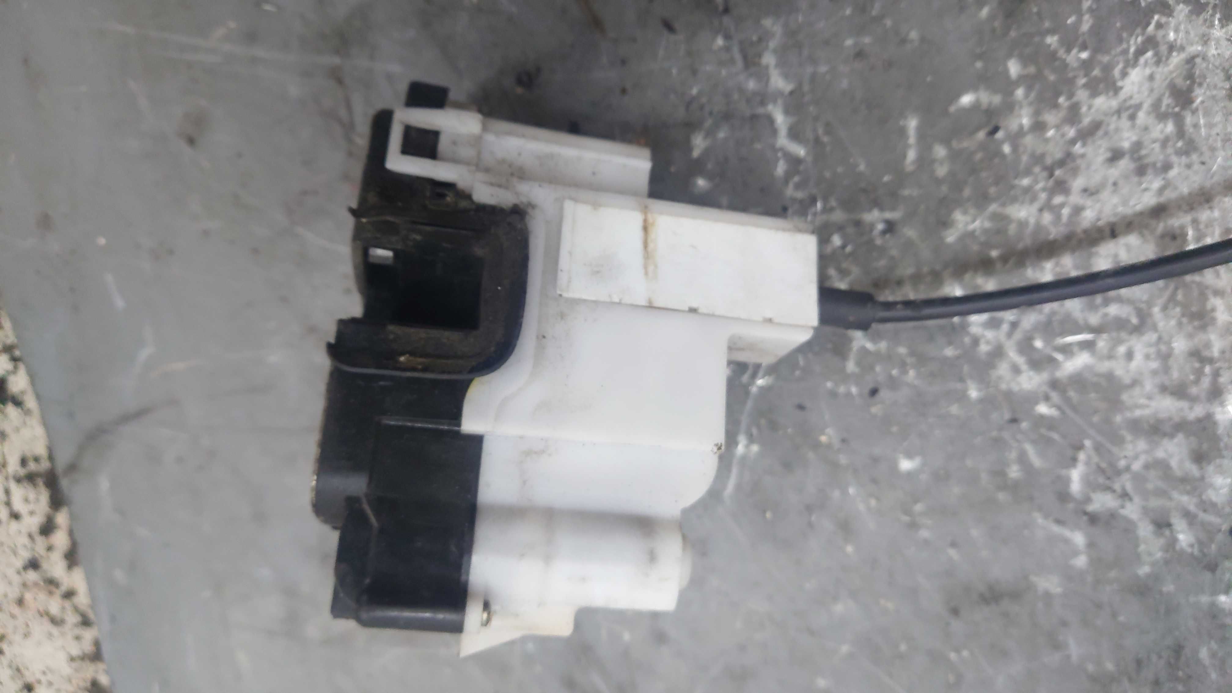 Fiat Panda 2 II Zamek Drzwi Lewy Przód Przedni 6 PIN