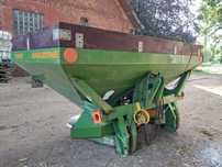 Rozsiewacz Amazone zam 1000 plus nadstawka