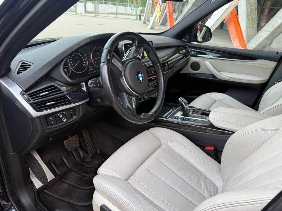 BMW X5M  Pakiet  3.0 disel 381 KM