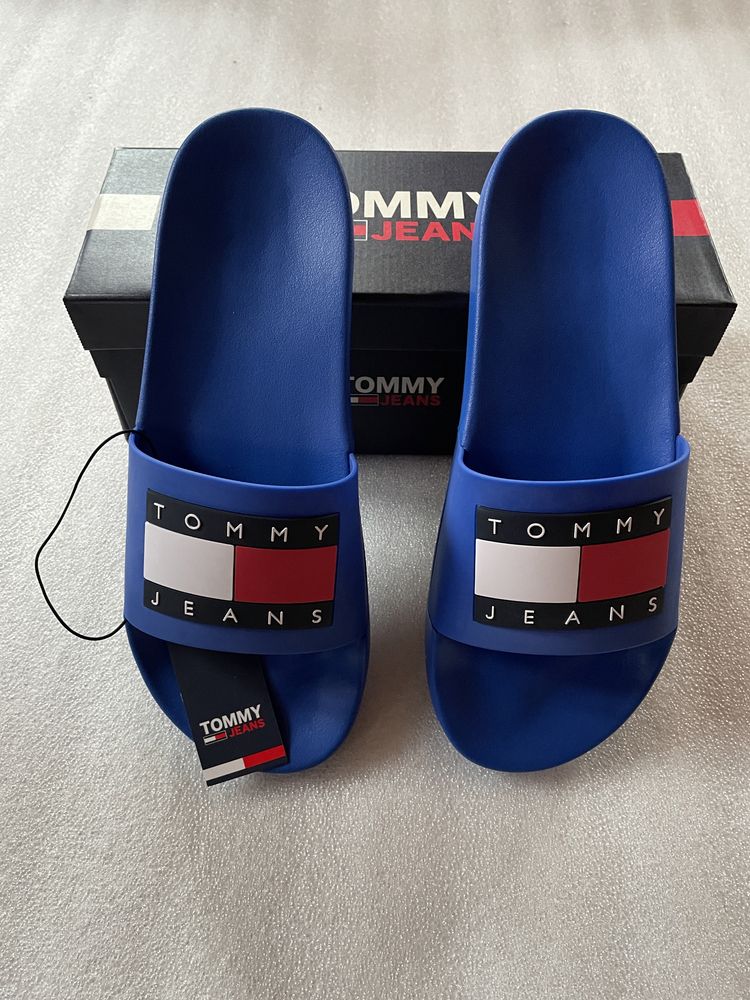 Новые шлепанцы tommy hilfiger ( th pool slides ) с америки 11,5us