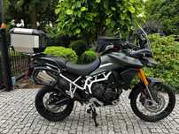 Triumph Tiger Wersja Rally Pro 900 + Dodatki akcesoryjne - od motocyklisty!