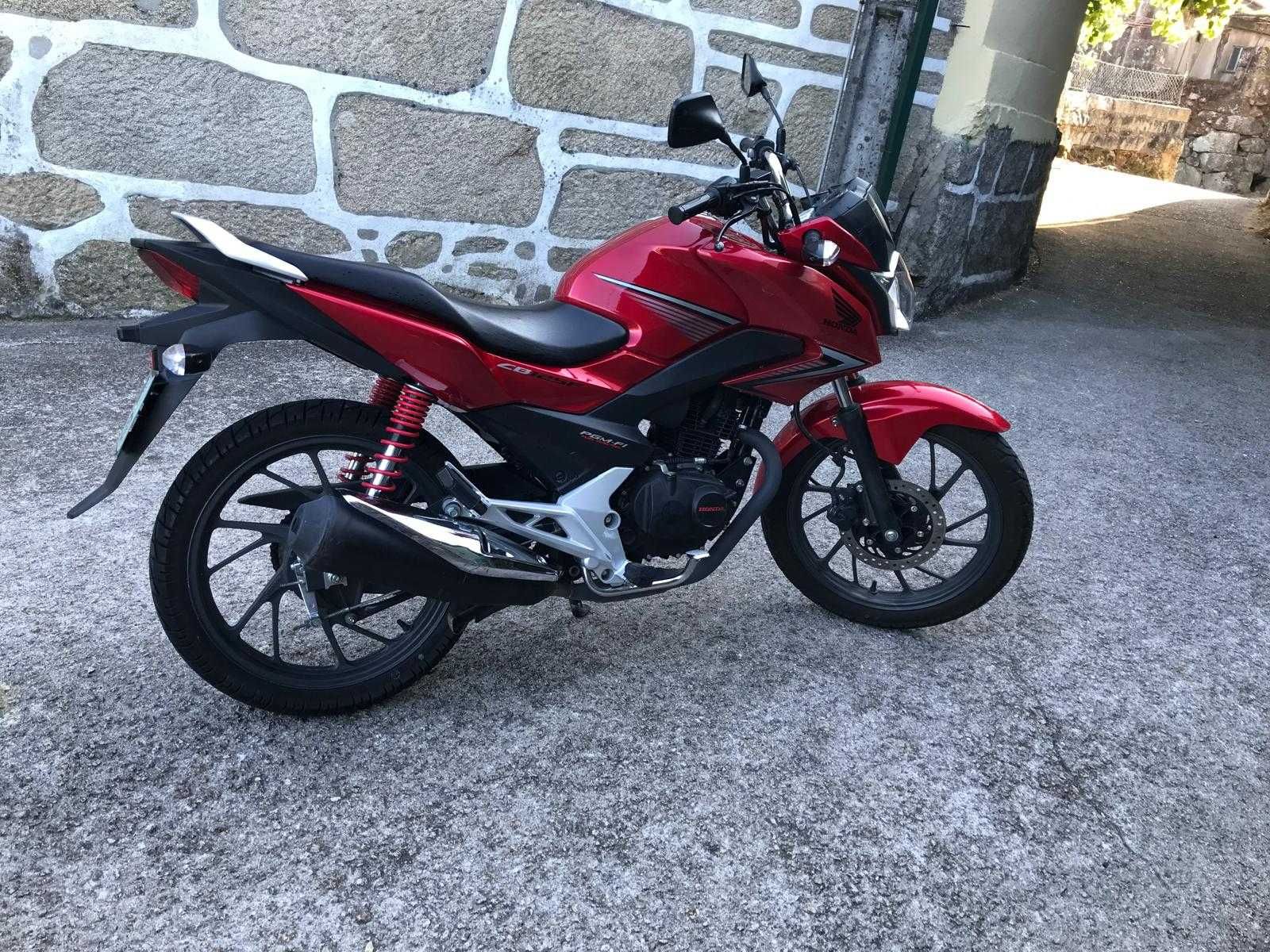 Vendo Honda CBF 125 –     2000€ Negociável