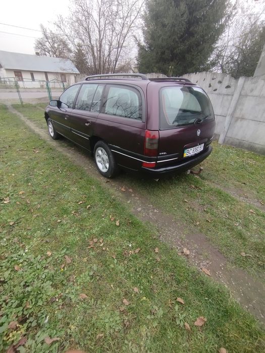 Продам Опель омега.
