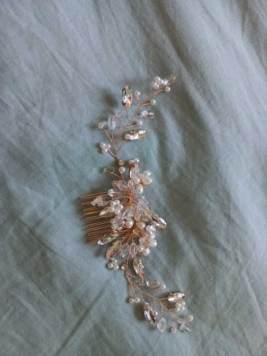 ozdoby ślubne do włosów