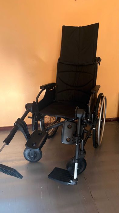 Aluminiowy wózek specjalny Vermeiren d200