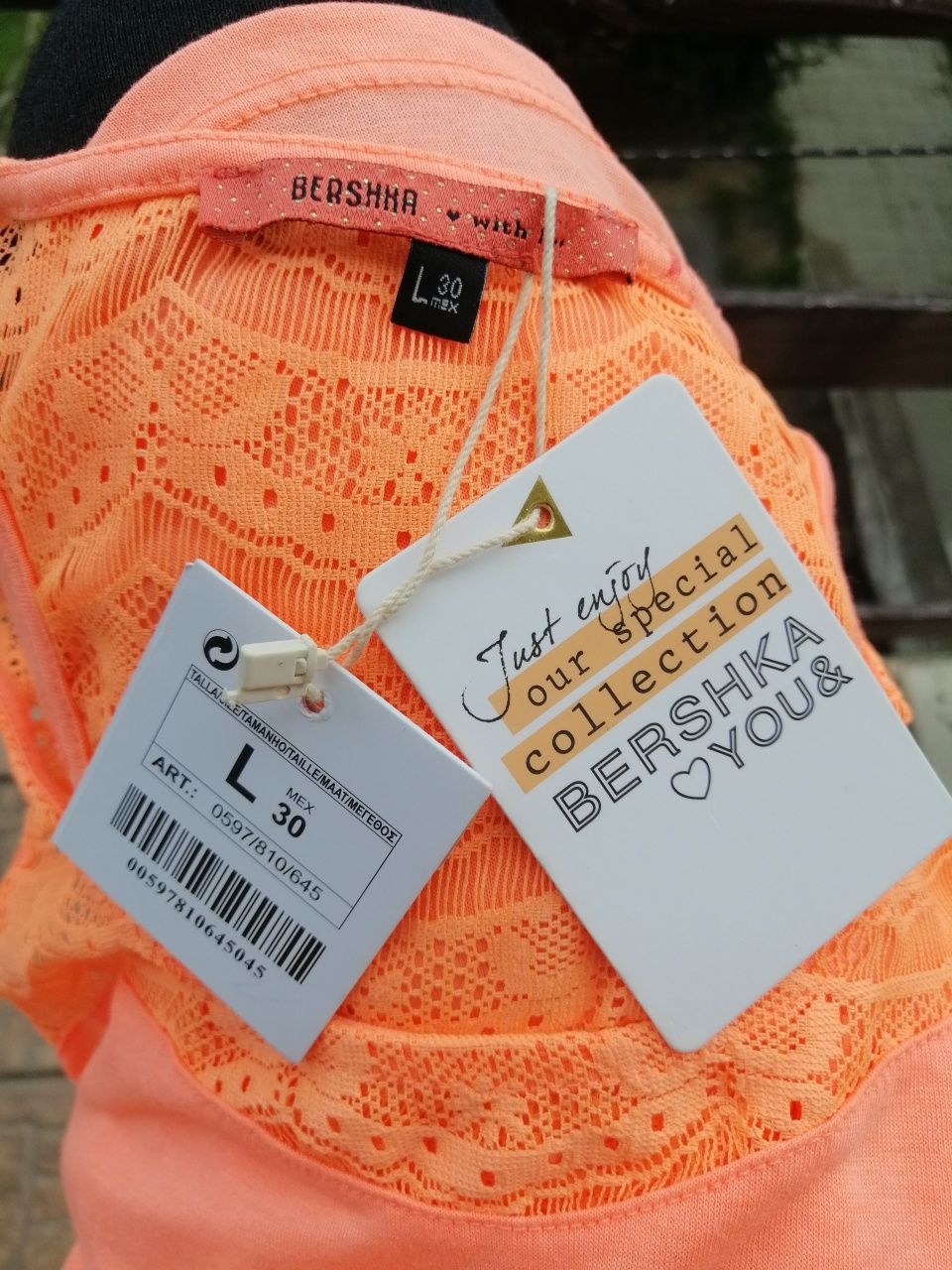 Nowa sukienka neonowa Bershka rozm. L