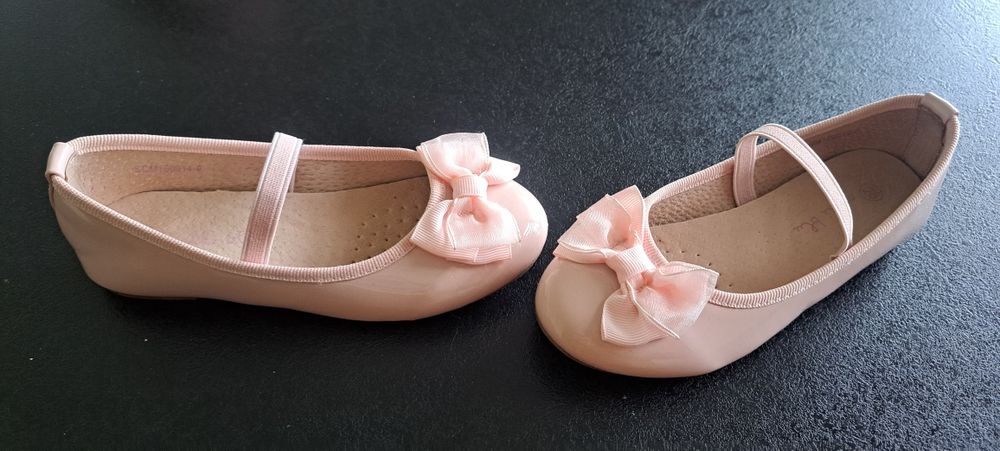 Pantofelki lakierki Nelly blu 28