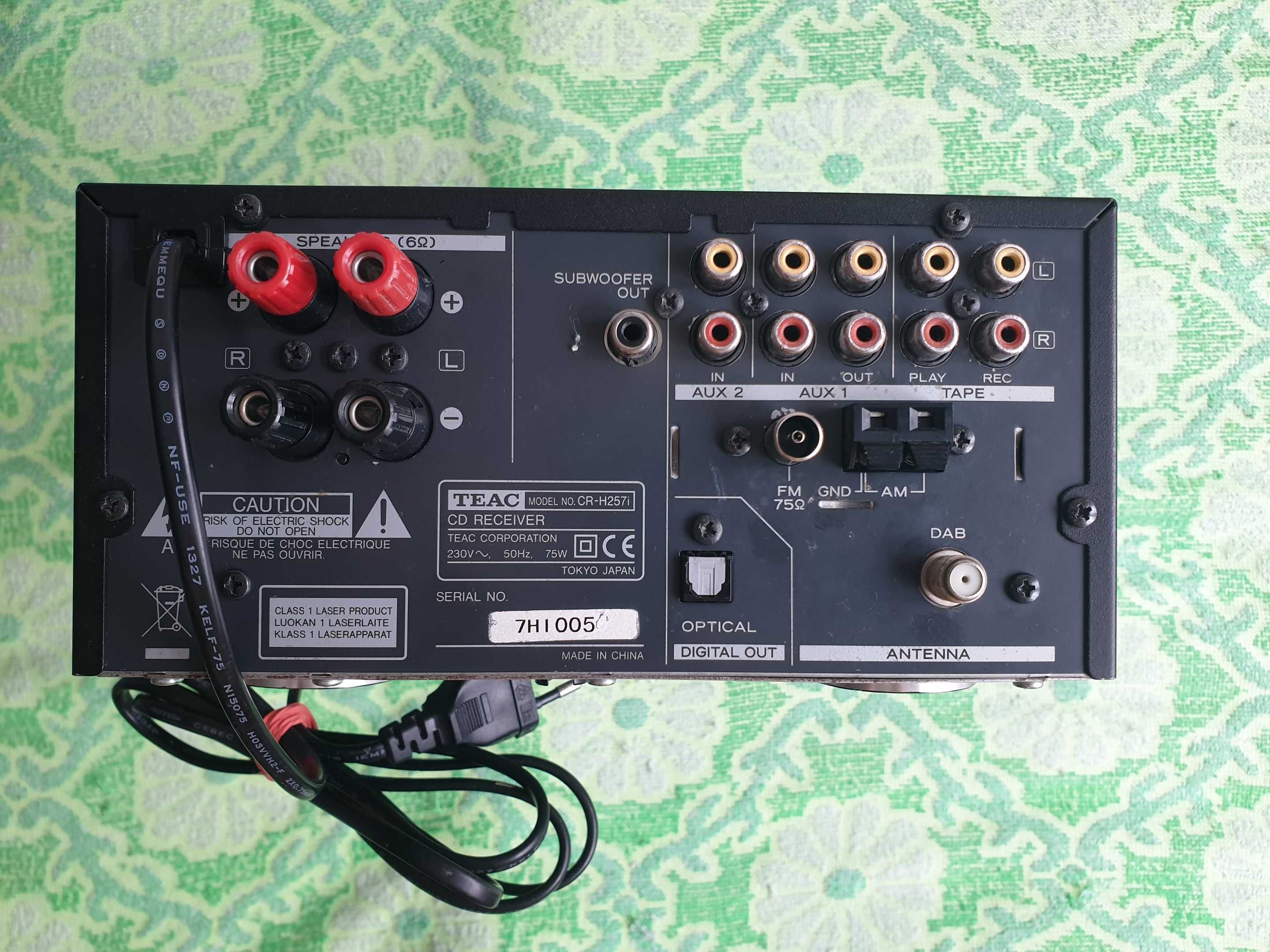 Teac    CR-H257i