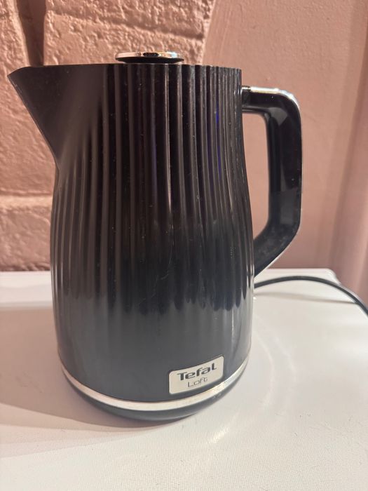 Електричний чайник Tefal loft