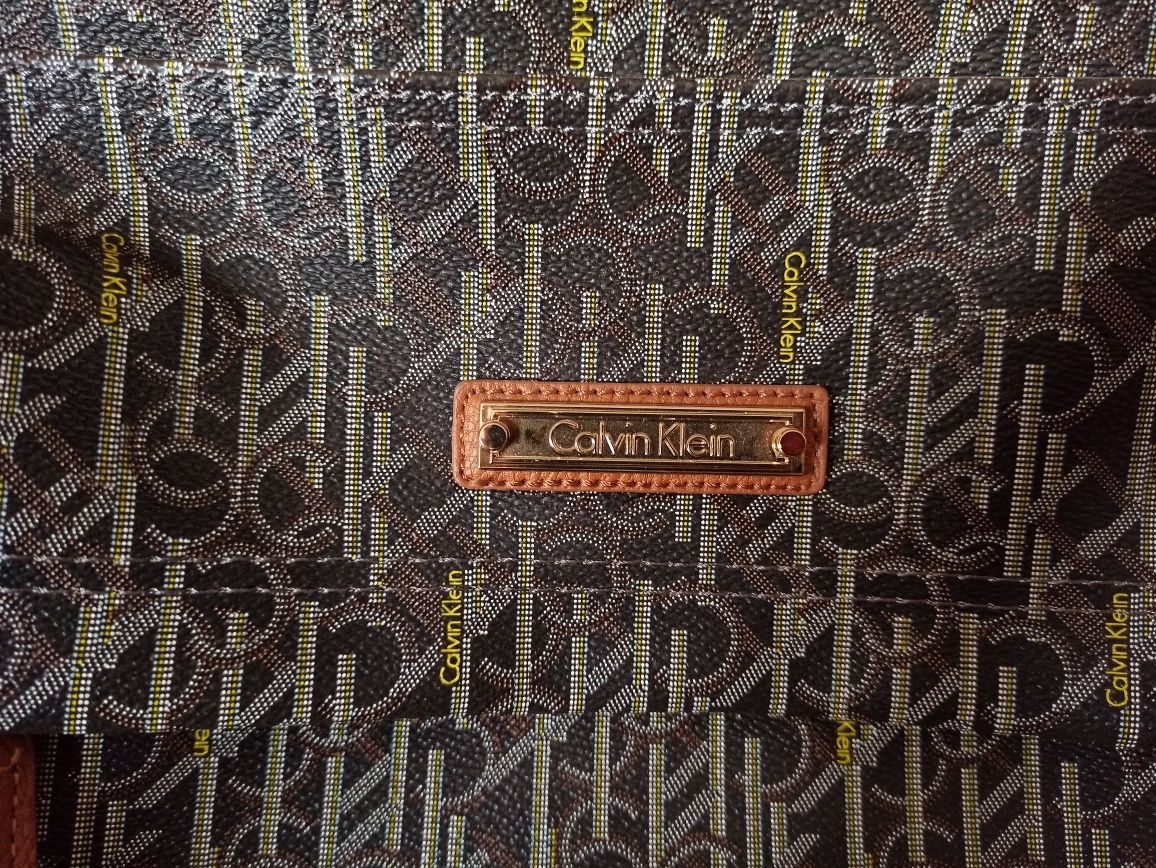 Torba podróżna Calvin Klein logowana