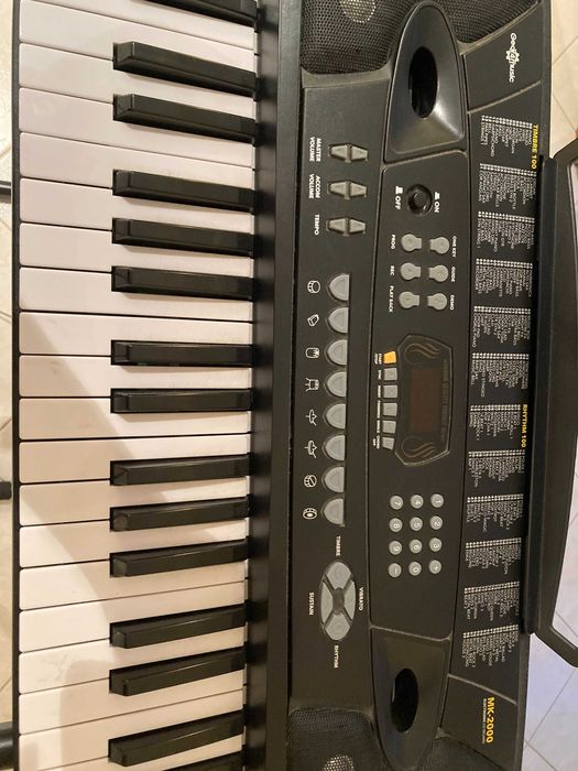 piano eletrónico