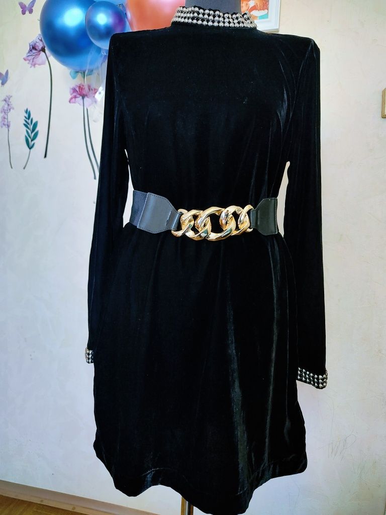 Czarna welurowa sukienka mini h&m 40