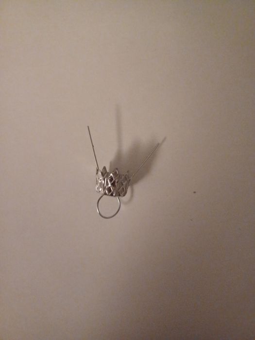 Srebrne zawieszki na bombki