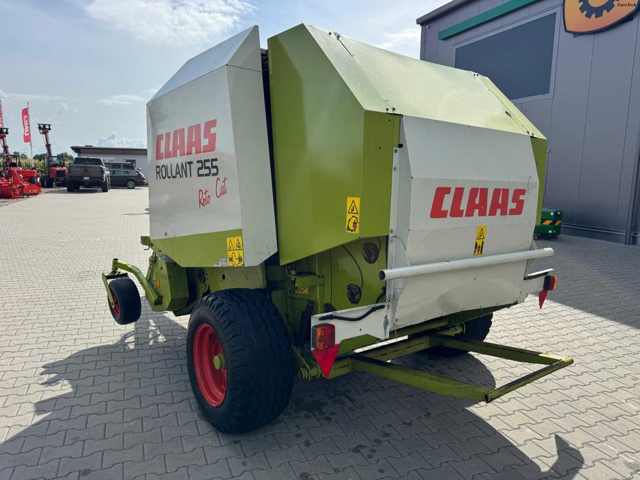 Prasa do bel CLAAS Rollant 255 RC Roto Cut