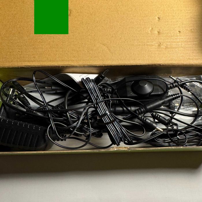 AIBOO – Oświetlenie LED podszafkowe (6 lamp, regulacja, kabel)