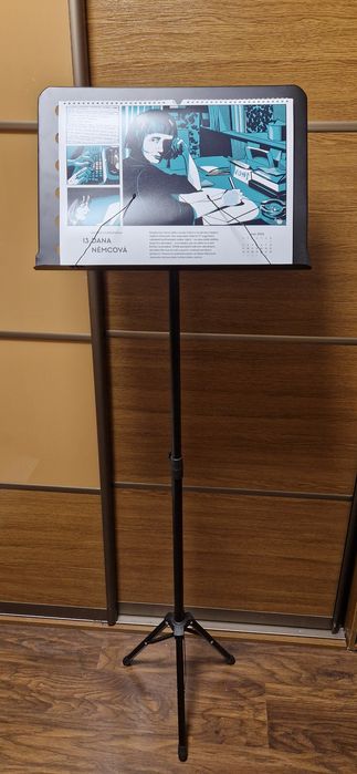 Пюпітр для нот / планшета — регульований, висота до 160 см