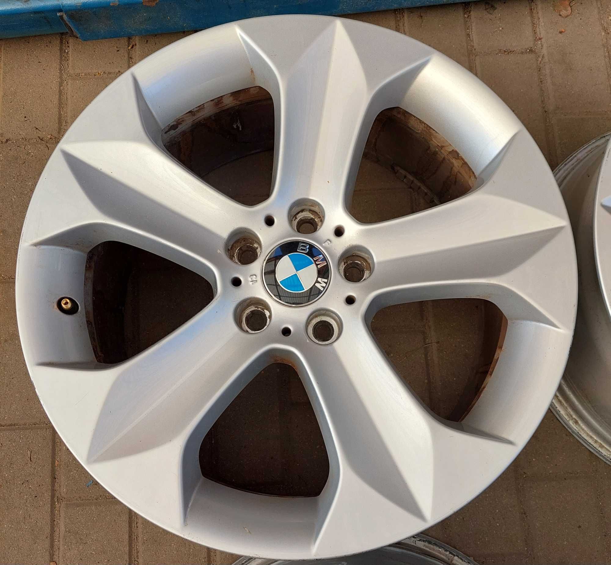 Felgi aluminiowe 19 BMW ix5 ix6  oryginalne