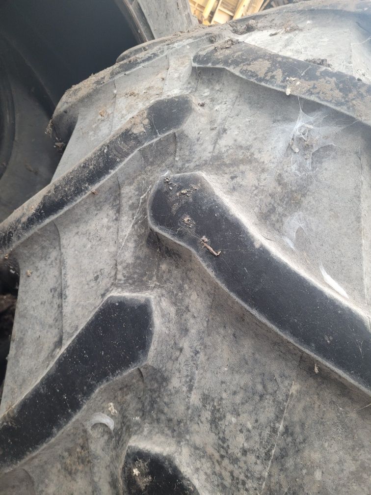Opony 520-85r 38  480-70 r28
