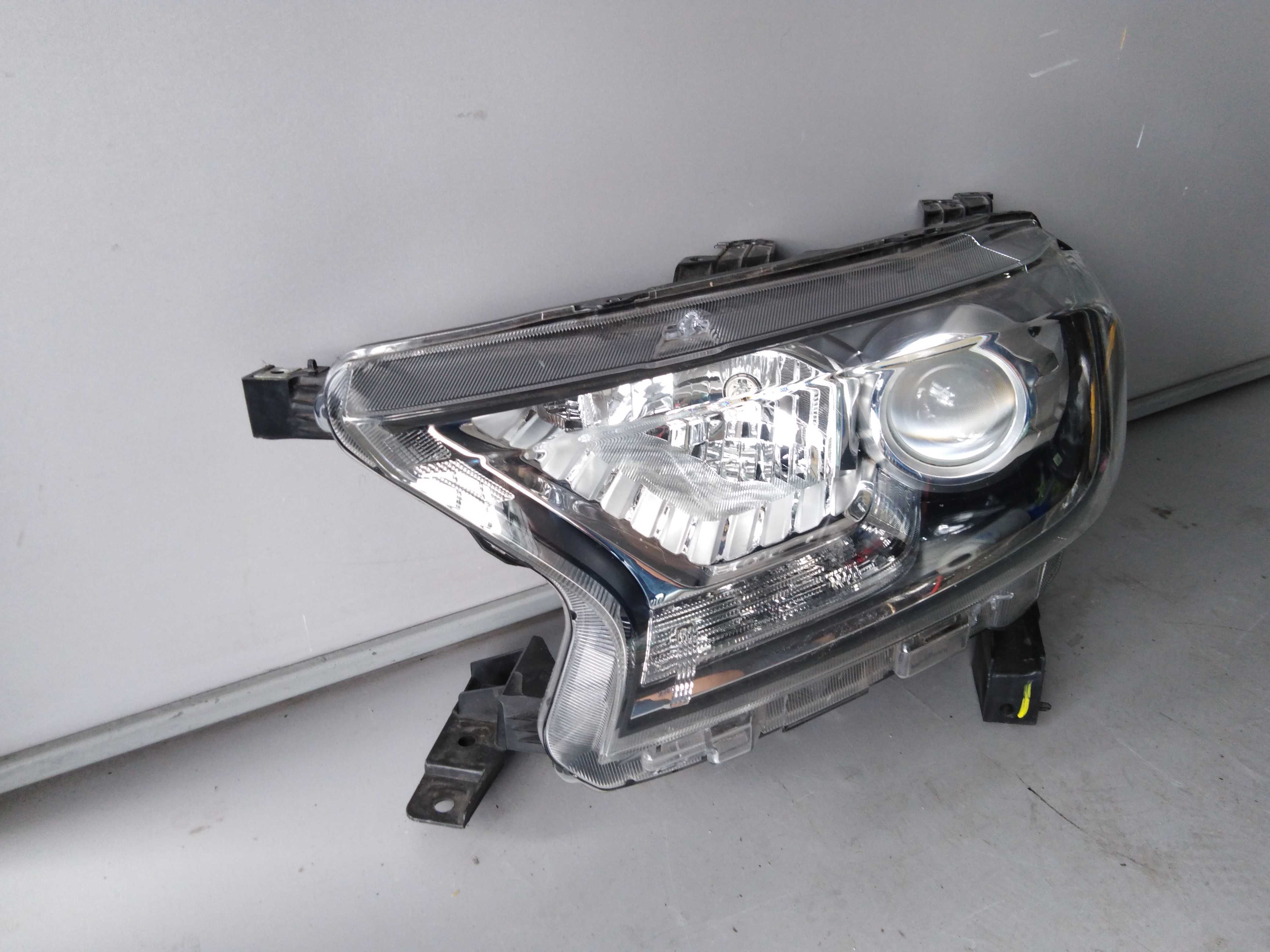 Ranger IV Lift 15r-  Reflektor Przód Lewy